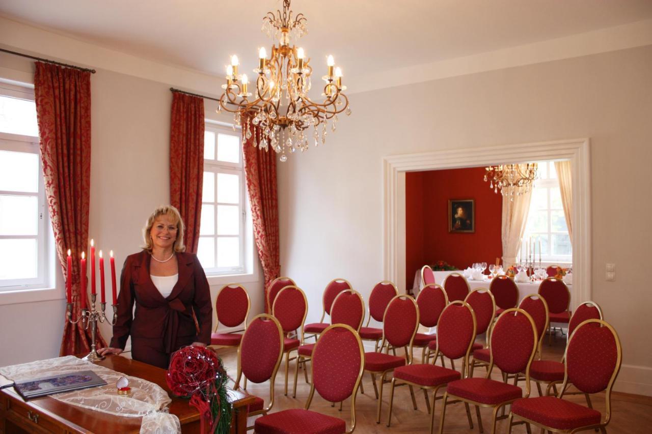 Jagdschloss Moenchbruch Mörfelden-Walldorf Zewnętrze zdjęcie